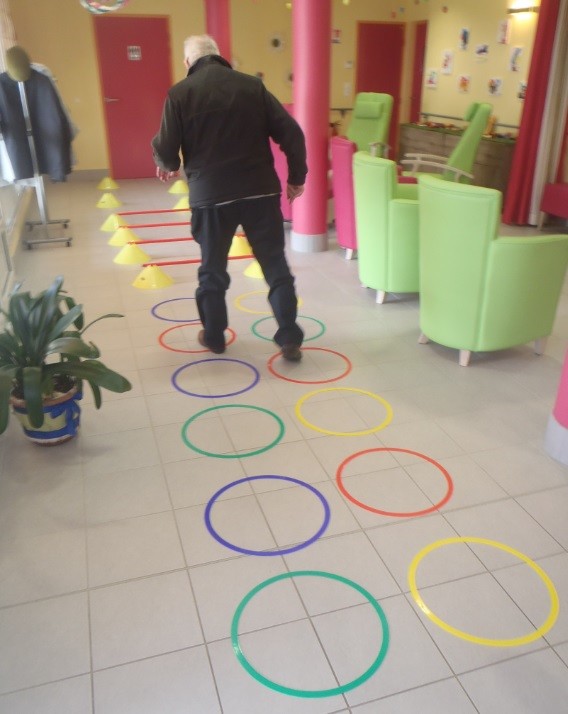 Activite-accueil-de-jour.jpg Activite-accueil-de-jour.jpg
